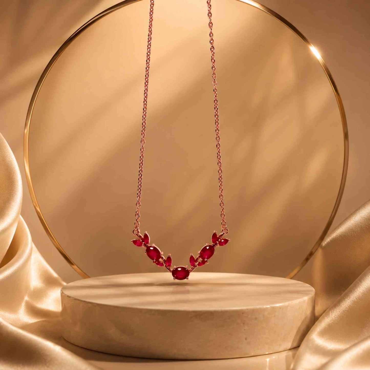 Zarova Minimalist Leaf Pendant Necklace - Premium Tarnish-Free Jewelry
